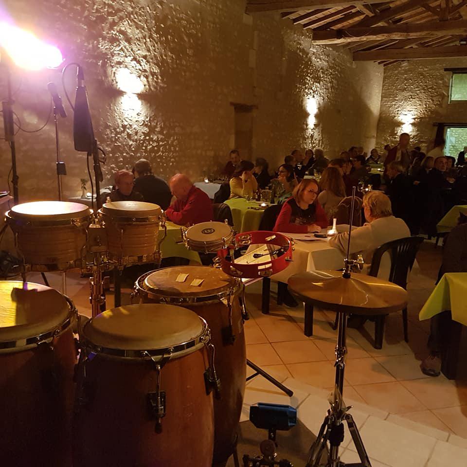 Jeudi 17 janvier 2019, QUARTIER LATIN JAZZ TRIO était en concert au Domaine du Seudre à Saint-Germain-du-Seudre (17). Merci à Carine et David Cardineau pour leur accueil !