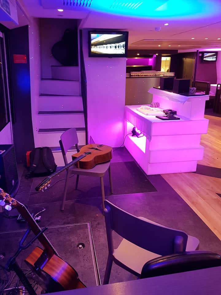 Mercredi 06 février 2019, SAMOVAR SWING DUO était à bord du navire L'Espérance 1 à la Rochelle (17), pour l'animation musicale d'un cocktail d'entreprise. Remerciements au Staff du bateau et à Laurent Chabot !