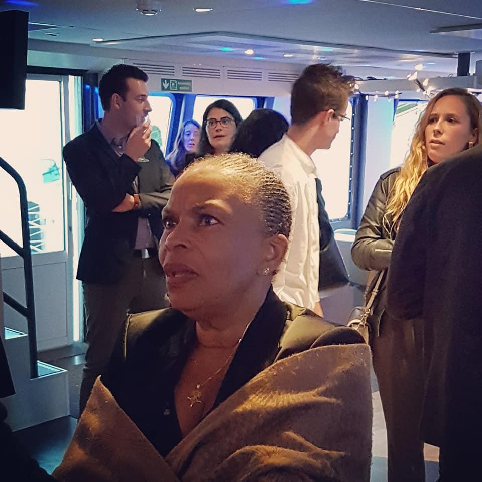 Vendredi 14 juin 2019, le groupe ONLY NEW JAZZ BAND était en formule Duo Banjo et Saxophone Soprano, à la Rochelle à bord du navire L'Espérance 1, pour une soirée de l'ECOA (Ecole du Centre Ouest des Avocats) !