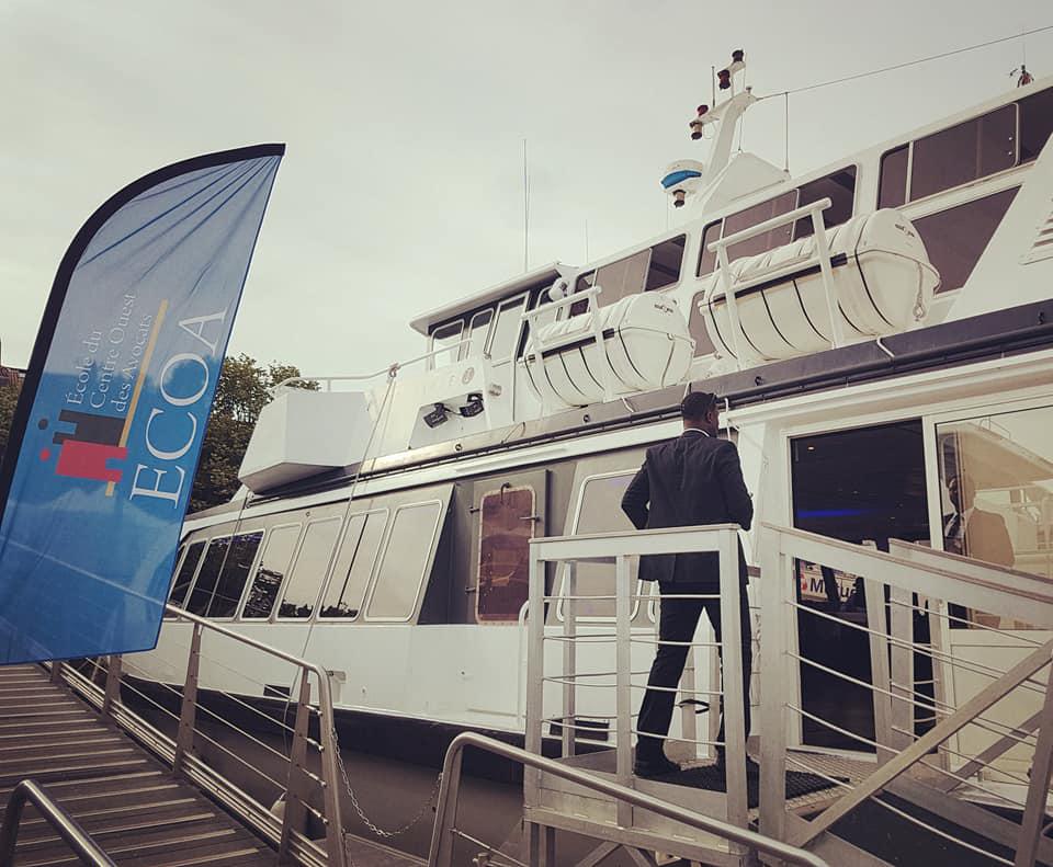 Vendredi 14 juin 2019, le groupe ONLY NEW JAZZ BAND était en formule Duo Banjo et Saxophone Soprano, à la Rochelle à bord du navire L'Espérance 1, pour une soirée de l'ECOA (Ecole du Centre Ouest des Avocats) !