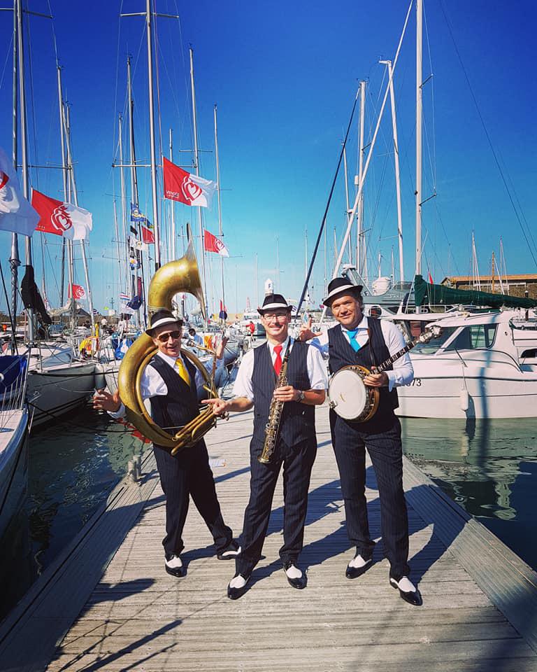 Dimanche 07 juillet 2019, le groupe ONLY NEW JAZZ BAND était en formule Trio au Port de l'Herbaudière à Noirmoutier-en-l'Ile (85), dans le cadre d'une régate organisée par l'ACCPV !