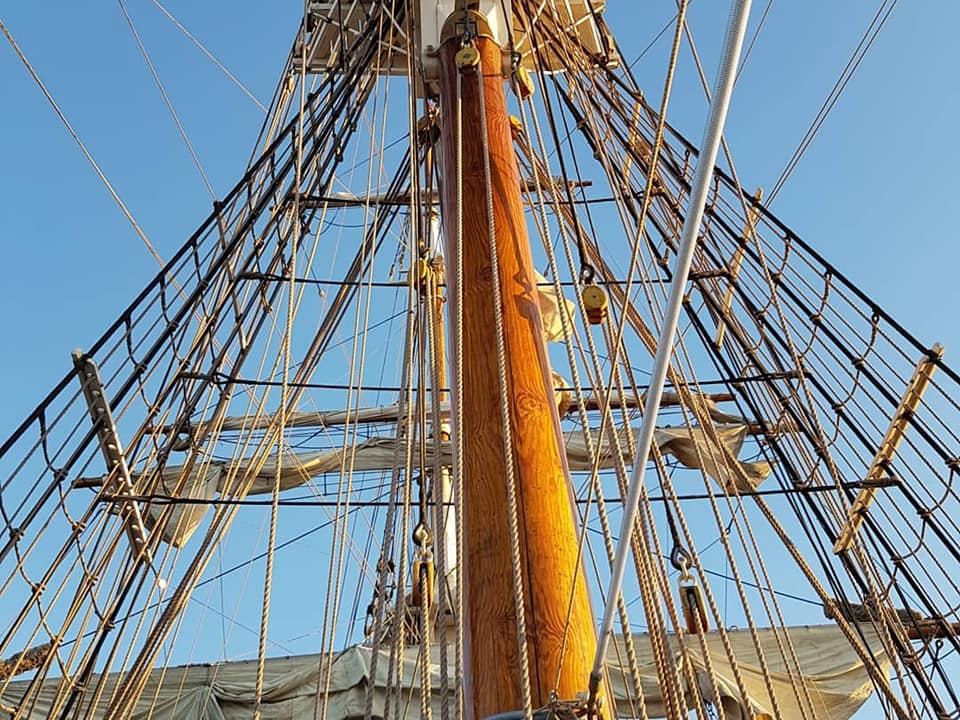 Jeudi 19 septembre 2019, le groupe SWINGIN' THE POP était en formule Duo sur le voilier Le Français à La Rochelle (17), pour un cocktail d'entreprise !