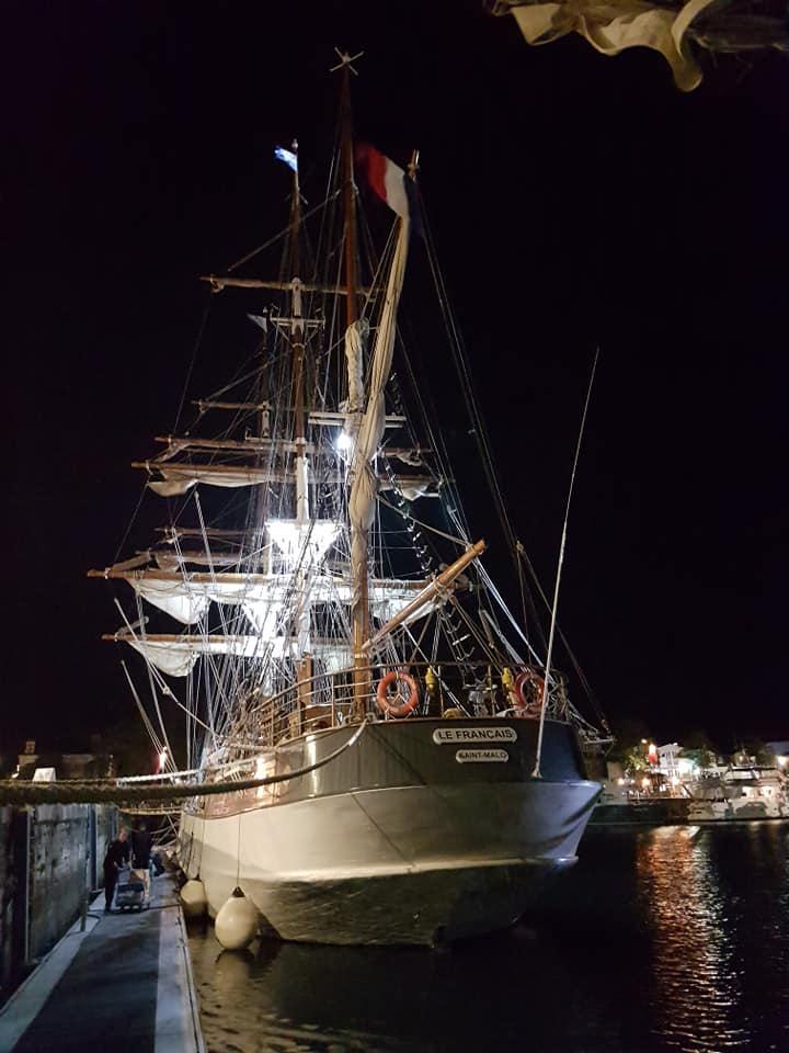 Jeudi 19 septembre 2019, le groupe SWINGIN' THE POP était en formule Duo sur le voilier Le Français à La Rochelle (17), pour un cocktail d'entreprise !