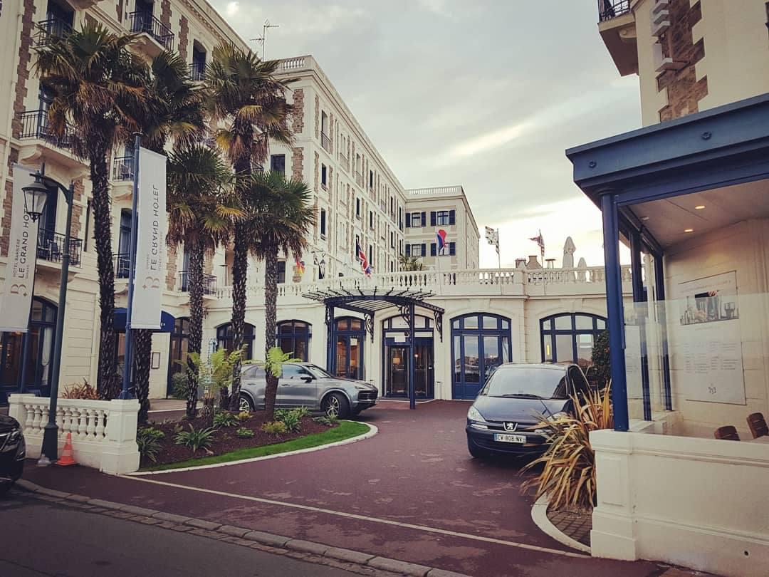 Jeudi 17 octobre 2019, le groupe LADY SWING TRIO était au 333 Café à l'hôtel Barrière de Dinard (35) !