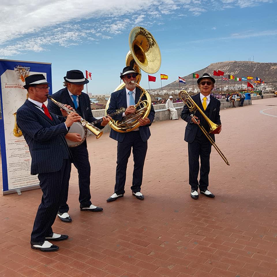 Anmoggar N' Jazz / Jour 1 : ONLY NEW JAZZ BAND en déambulation de 15h à 18h sur 4 sites d'Agadir (Place Al Wahda, place Cinéma Sahara, place Al Amal et place Plage Bleue), en préambule au festival !