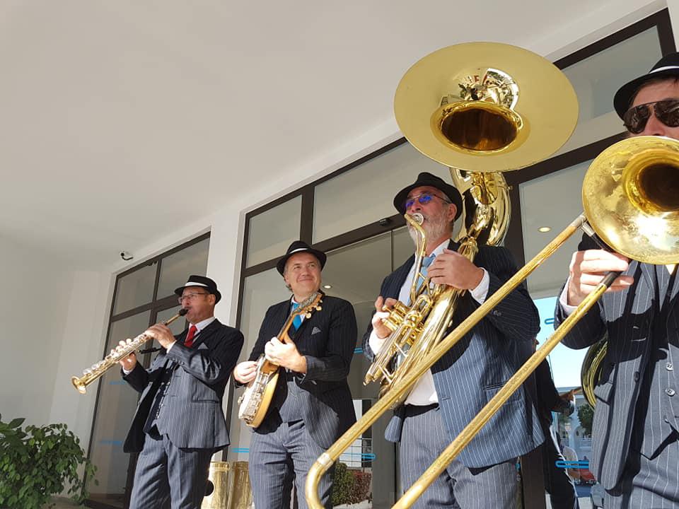 Anmoggar N' Jazz / Jour 2 : ONLY NEW JAZZ BAND en déambulation de 15h à 18h sur 3 sites d'Agadir (Place Plage Bleue, La Marina et l'hôtel Kenzi Europa) !