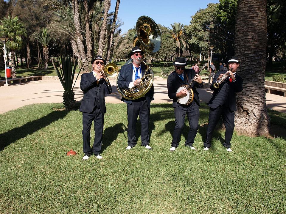 Anmoggar N' Jazz / Jour 3 : ONLY NEW JAZZ BAND en déambulation de 16h à 19h sur 3 sites d'Agadir (Hôtel Kenzi Europa, Jardin Ibn Zaidoun et le Village du Festival) ! Le festival commence officiellement ce soir avec Aymane Kochaina et Sarab Sextet.