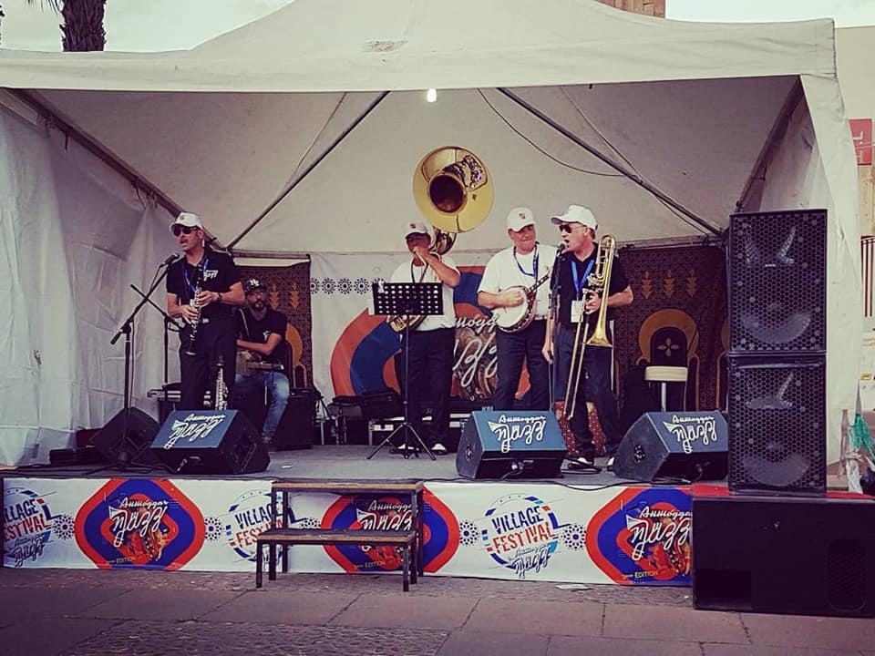 Anmoggar N' Jazz / Jour 5 : ONLY NEW JAZZ BAND en concert de 18h à 19h sur la scène du Village du Festival, avec en invité Youness Lachguar ! Ce soir, Jorge Pardo Quartet (20h00) et Hailey Tuck Quintet (21h45) à la salle Brahim Radi.