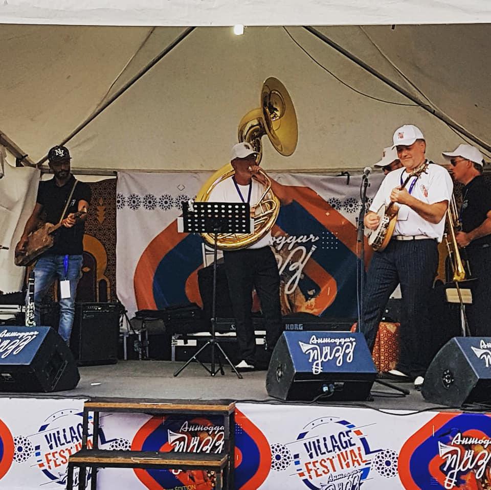 Anmoggar N' Jazz / Jour 5 : ONLY NEW JAZZ BAND en concert de 18h à 19h sur la scène du Village du Festival, avec en invité Youness Lachguar ! Ce soir, Jorge Pardo Quartet (20h00) et Hailey Tuck Quintet (21h45) à la salle Brahim Radi.