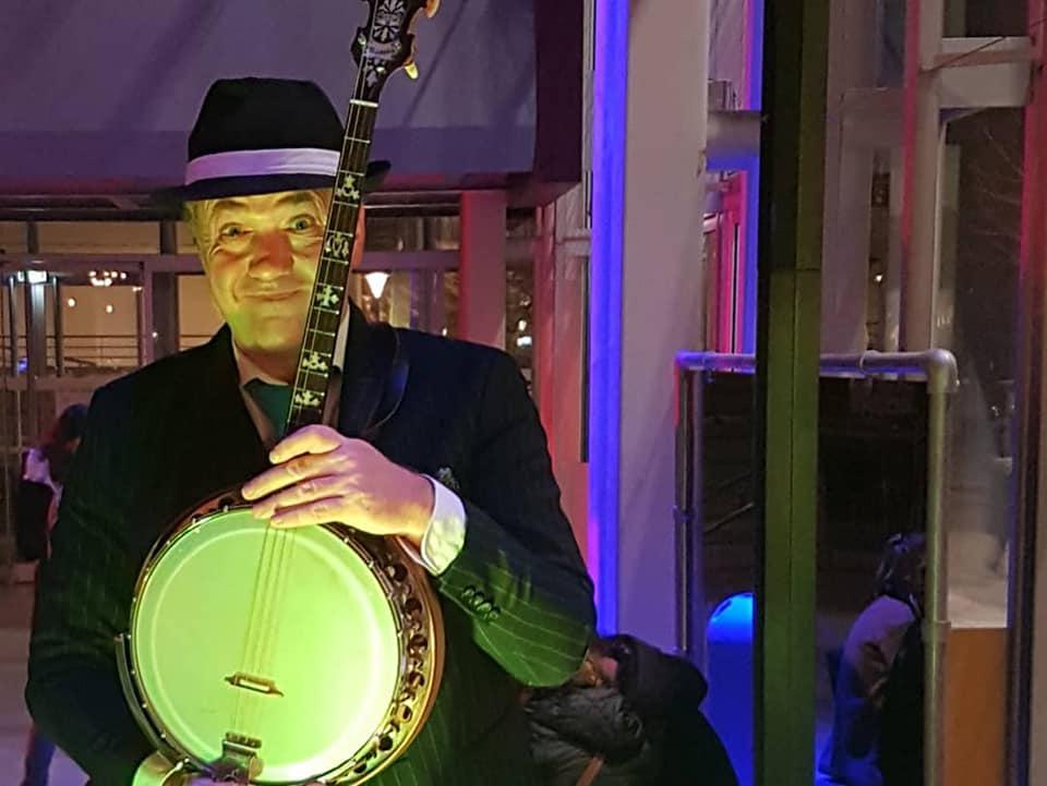 Samedi 07 décembre 2019, le groupe ONLY NEW JAZZ BAND était en formule Trio au Quai à Angers, pour Les Instants Coteaux du Layon !