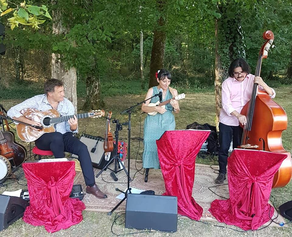 Samedi 18 juillet 2020, le groupe LOISELLE était au Château de Périgny (86), pour le mariage de Ludovic et Dolores !