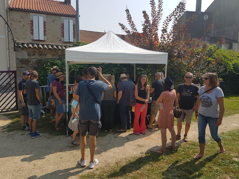 Dimanche 13 septembre 2020, le groupe SAMOVAR SWING DUO du catalogue Jazz &#38; Swing Events était au Jardin des Compagnons à La Roche-sur-Yon (85), dans le cadre d'un pique-nique musical !