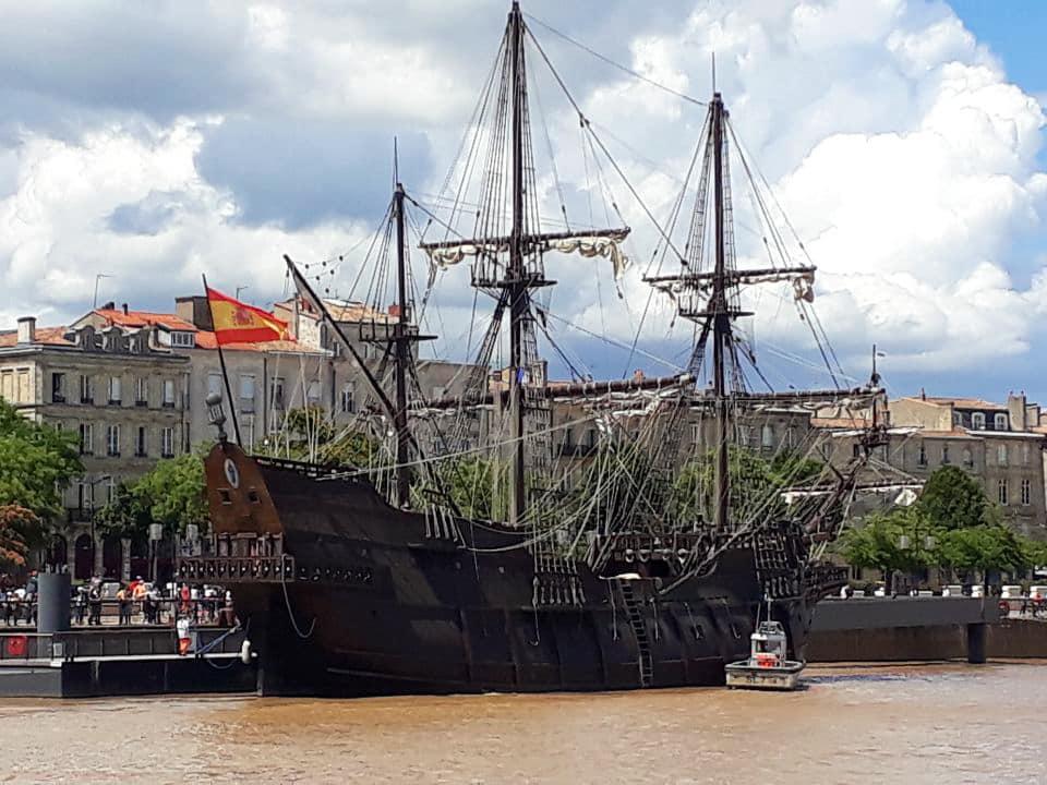 Lundi 21 juin 2021, le groupe ONLY NEW JAZZ BAND était en formule 4tet sur le grand voilier &#34;Le Français&#34;, lors d'une navigation entre Bordeaux et Pauillac (33). Croisière organisée par Bordeaux Métropole !