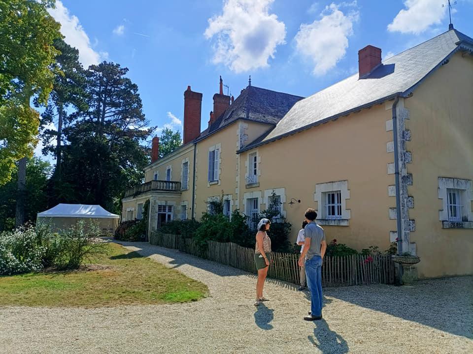 Dimanche 12 septembre 2021, le groupe SAMOVAR SWING TRIO était en formule &#34;Violon, Guitare et Contrebasse&#34; à La Chevalerie, Azay-le-Ferron (36), pour un brunch de lendemain de  mariage !