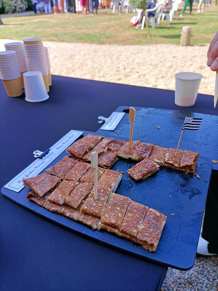 Dimanche 19 septembre 2021, le groupe ONLY NEW JAZZ BAND était au Manoir de Kerougas à Assérac (44), pour le brunch lendemain de mariage d'Agathe et Baptiste !