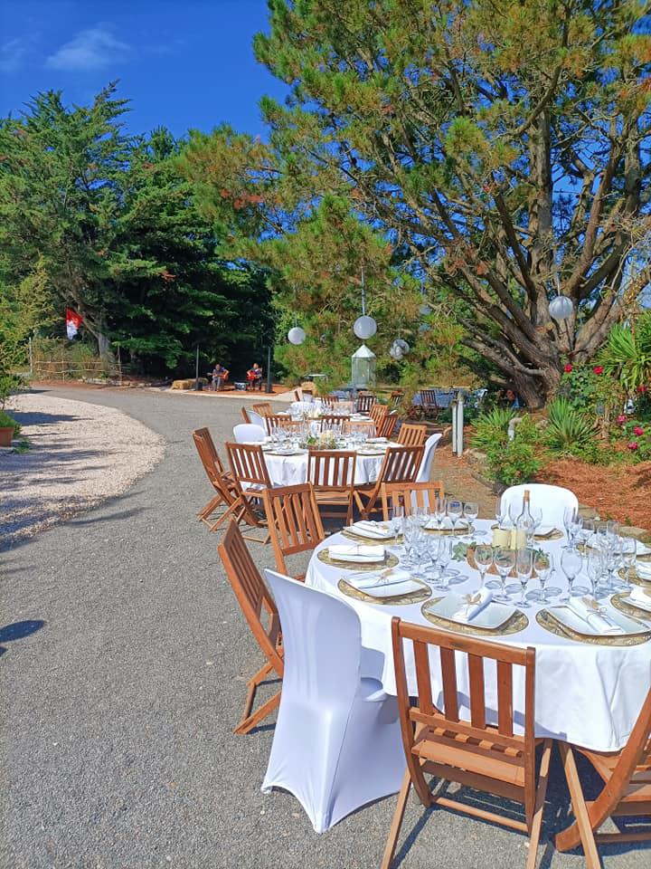 Samedi 04 septembre 2021, le grpupe ONLY NEW JAZZ BAND était en formule Trio au Château d'Olonne ☀️, pour l'animation du mariage de Laëtitia et Paul 