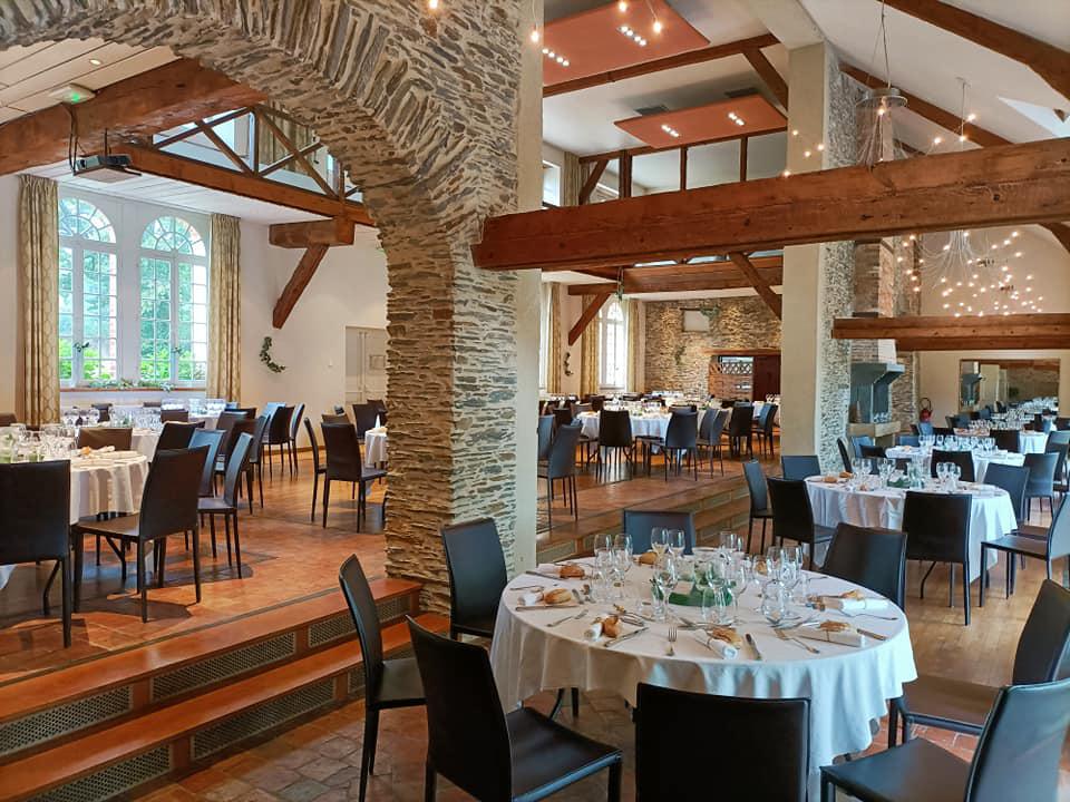 Samedi 25 septembre 2021, le groupe SAMOVAR SWING TRIO était au Manoir de la Jahotière à Abbaretz (44), pour l'animation du mariage de Sybille-Aurore et Gauthier !