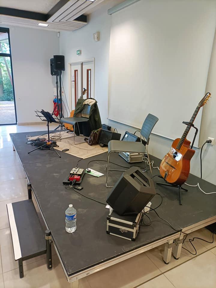 Dimanche 10 octobre 2021, le groupe SAMOVAR SWING était en formule duo à la salle de la Canopée, Orvault (44)  ! Un grand merci à Gérard Clavier, président de l'Association ARCADE (ONG FRANCE-BENIN).