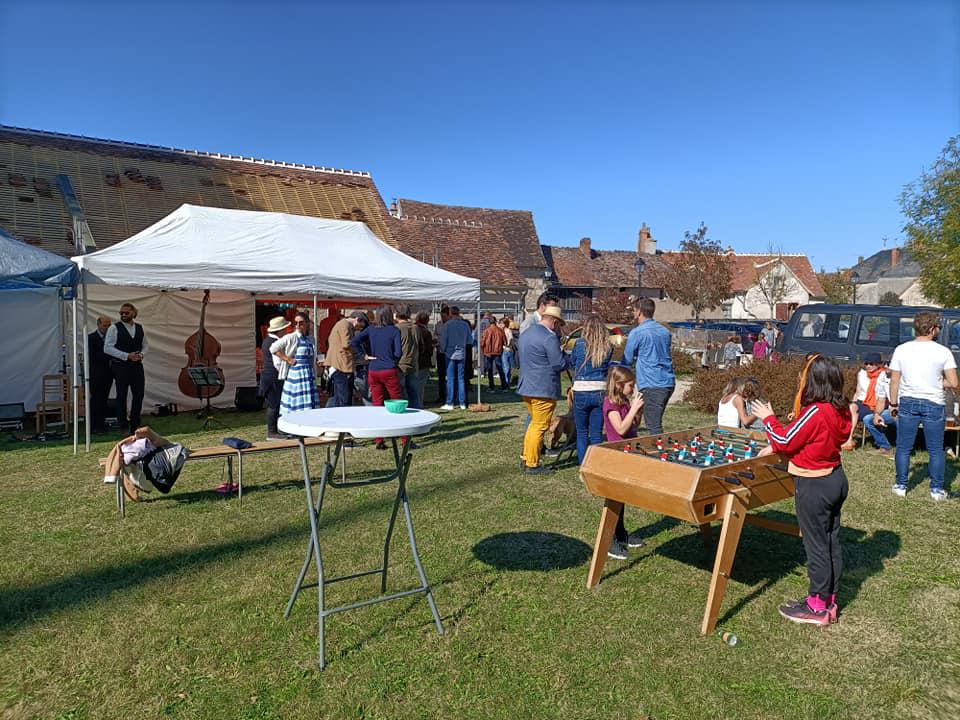 Samedi 16 octobre 2021, le groupe SAMOVAR SWING TRIO était à Vicq-sur-Gartempe (86) pour l'animation d'un anniversaire !