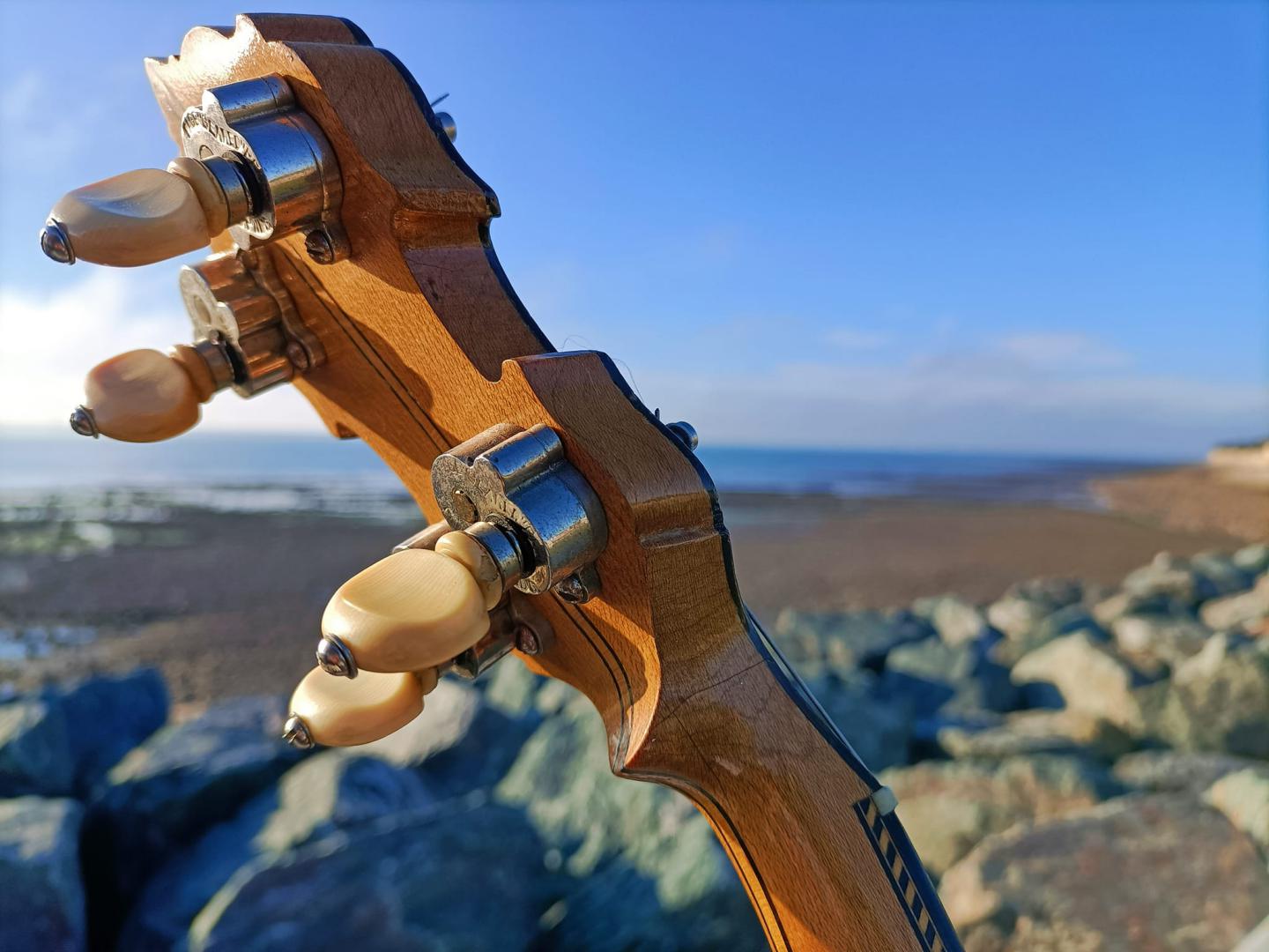 Samedi 20 novembre 2021, le groupe ONLY NEW JAZZ BAND était en formule 4tet à La Rochelle, pour l'inauguration des travaux de la digue à la Baie de Port Neuf ☀️!