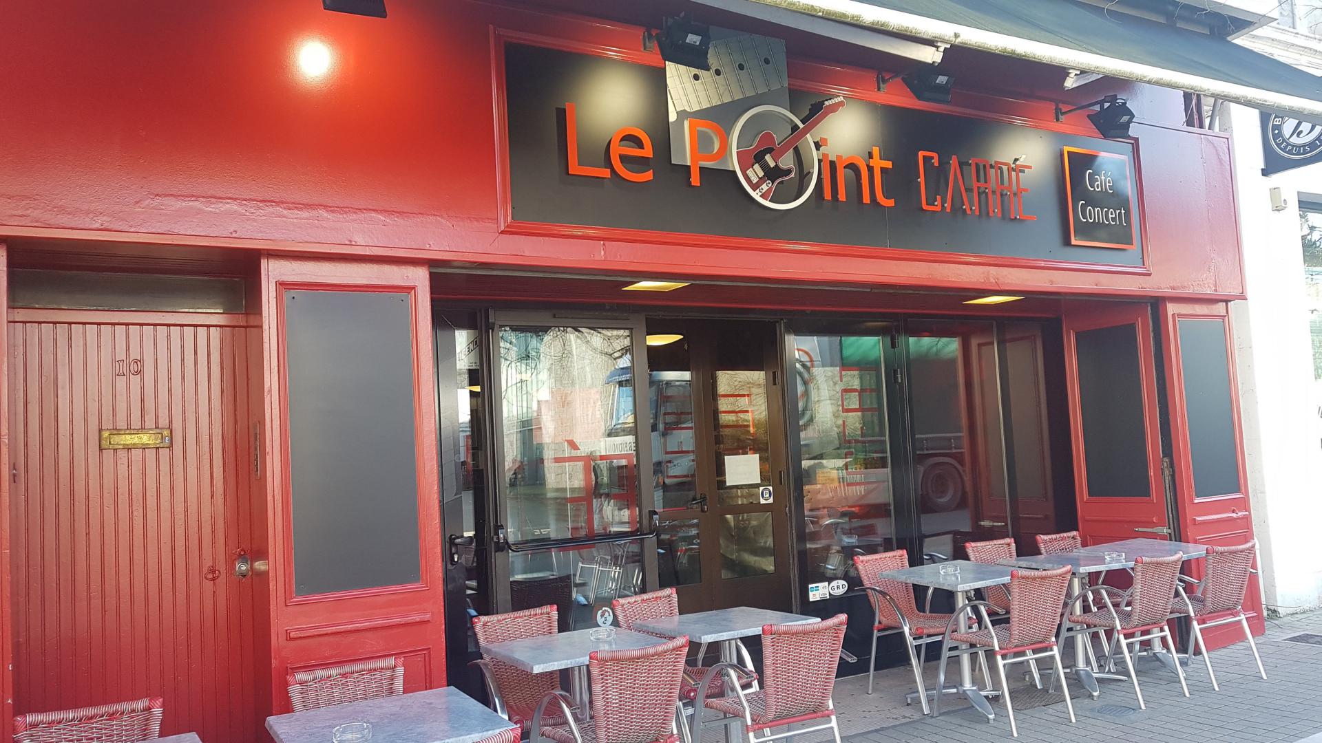 Vendredi 11 mars 2022, le Duo PHILIPPE PARANT/JC RENVOYER était en concert au Point CaRré à Angoulème (16), pour présenter un répertoire de compositions personnelles ! En 1ère partie du PAULINHA QUINTETO.