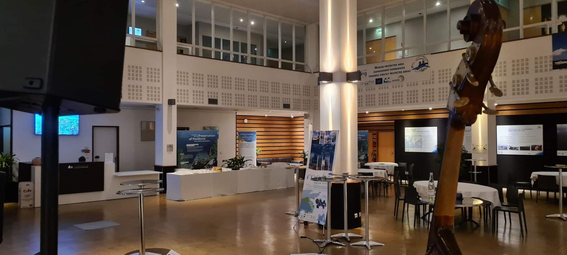 Mardi 22 mars 2022, le groupe DJANGO JAZZ TRIO étaitt à l'espace Encan, La Rochelle (17), pour animer la soirée de l'Office Français pour la biodiversité !