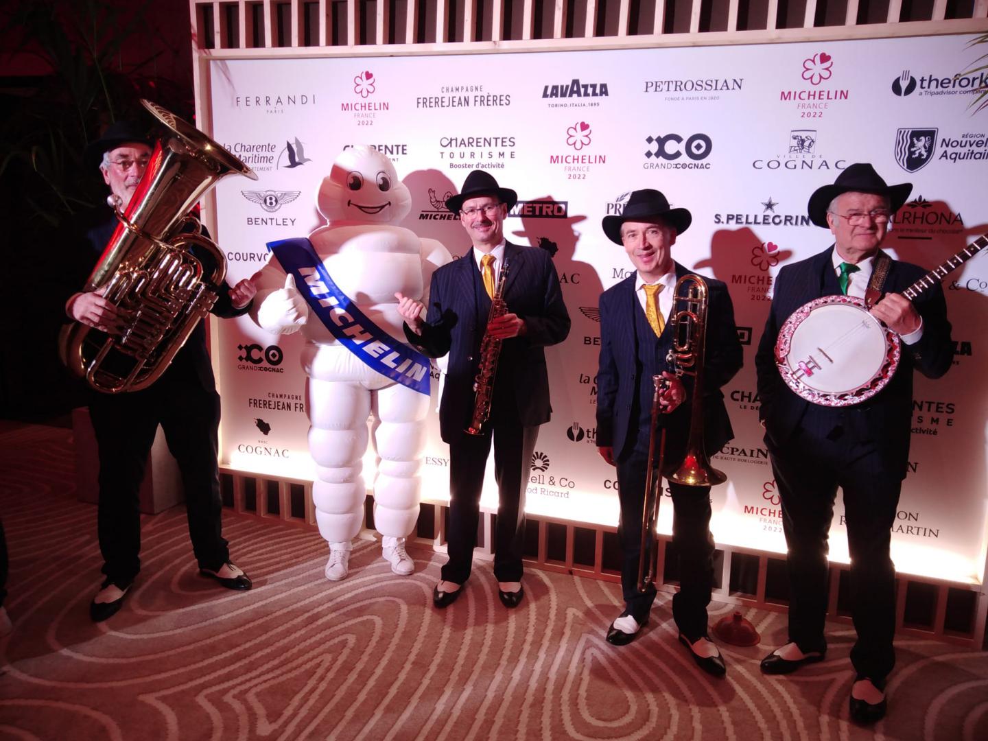 Mardi 22 mars 2022, le groupe ONLY NEW JAZZ BAND était en formule 4tet à l'Hotel Chais Monnet, Cognac (16), pour animer la soirée du palmarès 2022 du Guide Michelin !