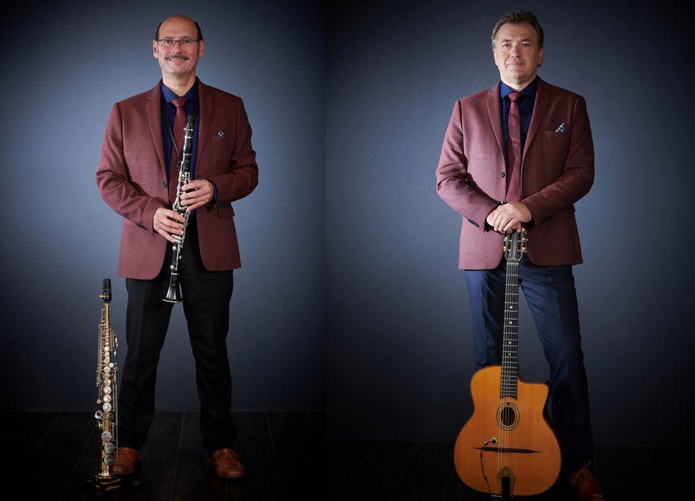 Samedi 09 avril 2022, le groupe SAMOVAR SWING était en formule Duo au Château de Vaugrignon à Esvres-sur-Indre (37), pour l'animation d'un cocktail de mariage !