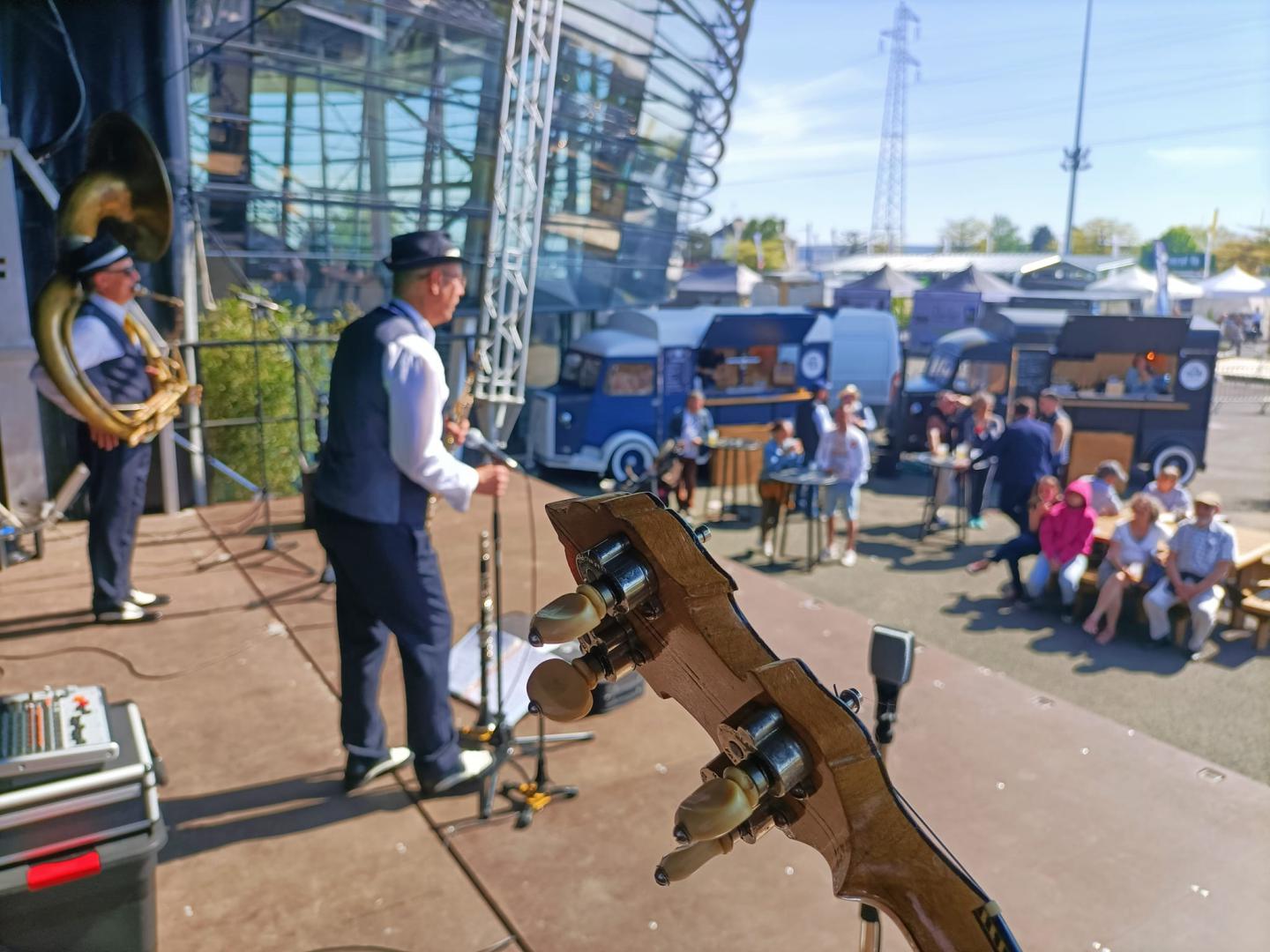 Jeudi 21 avril 2022, le groupe ONLY NEW JAZZ BAND était au Parc des Expositions à Angers de 16h à 19h, dans le cadre de la Foire d'Angers 2022 (+ animation de la &#34;soirée exposants&#34; à partir de 20h30) !