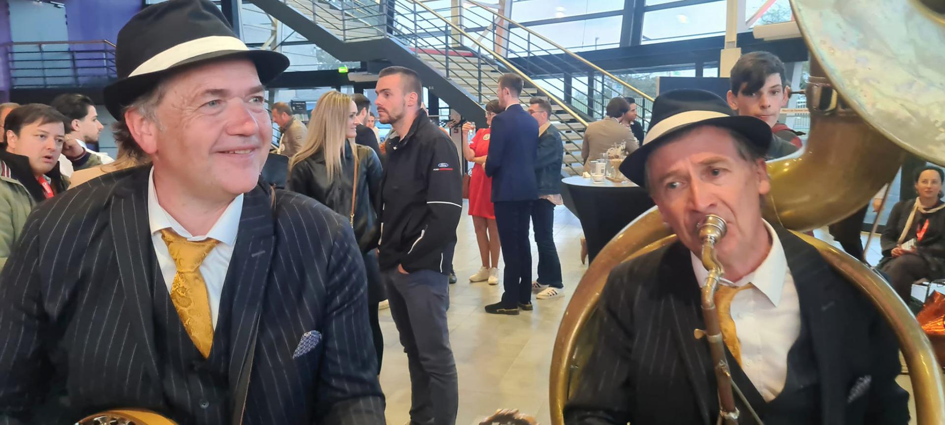 Jeudi 21 avril 2022, le groupe ONLY NEW JAZZ BAND était au Parc des Expositions à Angers de 16h à 19h, dans le cadre de la Foire d'Angers 2022 (+ animation de la &#34;soirée exposants&#34; à partir de 20h30) !