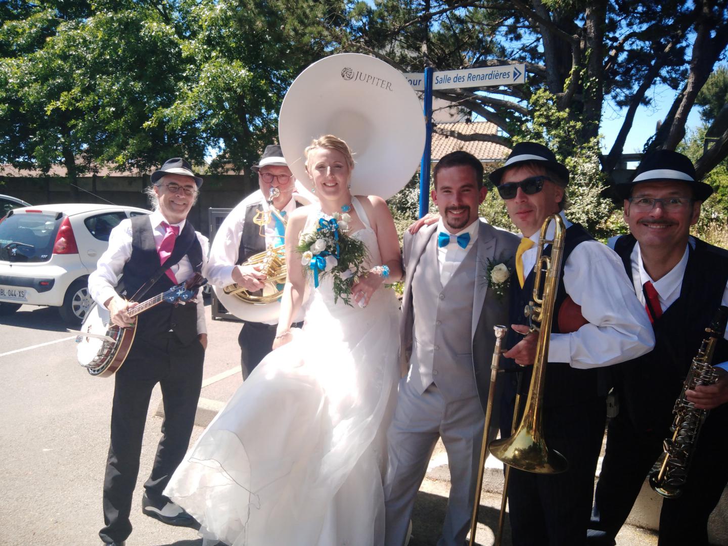 Samedi 28 mai 2022, le groupe ONLY NEW JAZZ BAND était en formule 4tet à St-Michel-Chef-Chef (44), pour l'animation d'un cocktail de mariage !