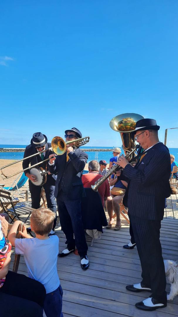 Dimanche 05 juin 2022, le groupe ONLY NEW JAZZ BAND était en formule 4tet à Saint-Gilles-Croix-de-Vie (85), dans le cadre de la 38ème édition du Festival ST JAZZ SUR VIE !