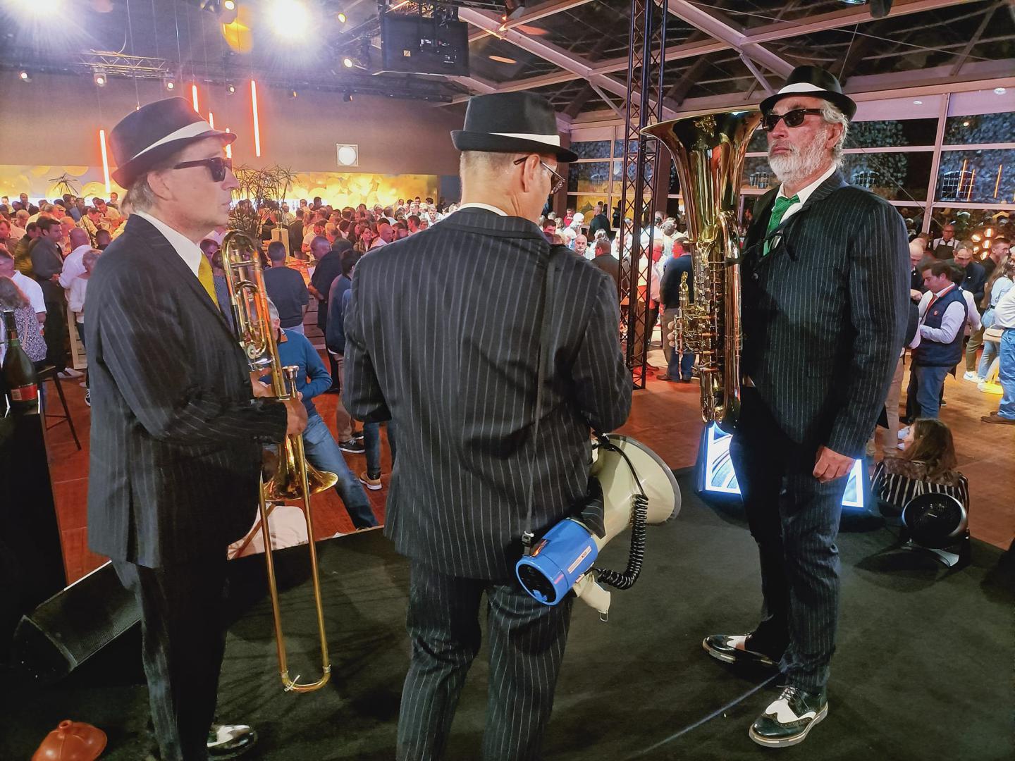 Jeudi 20 octobre 2022, le groupe ONLY NEW JAZZ BAND était en formule 4tet au site d'élaboration des Cognacs Rémy Martin à Merpins (16), pour la soirée &#34;Rencontres Fine Champagne&#34; !