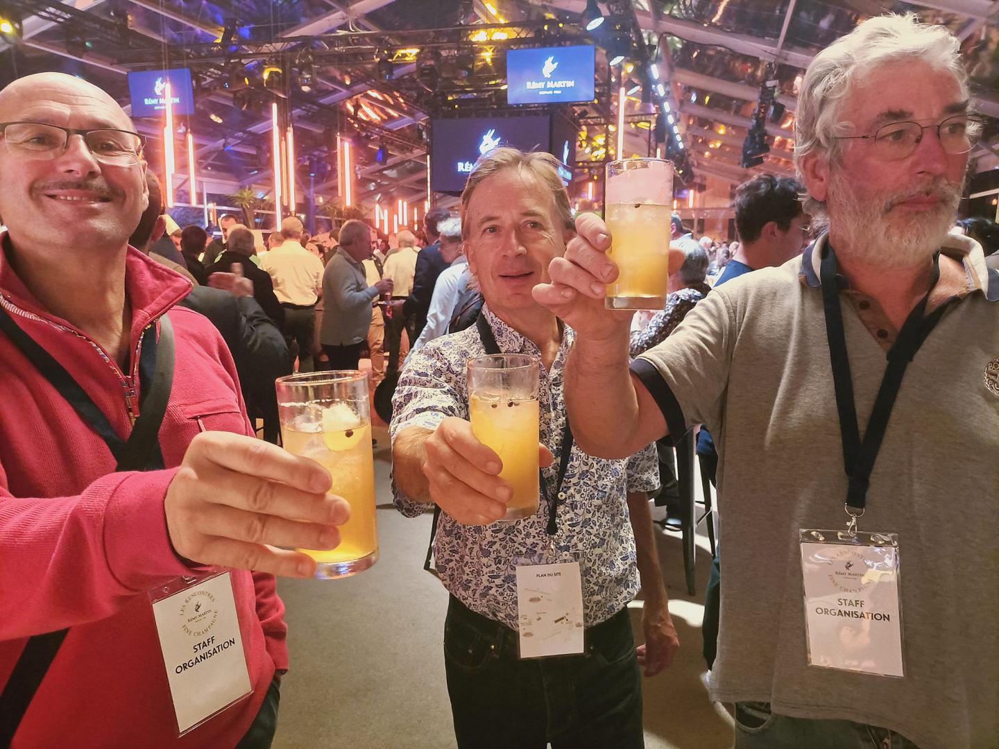 Jeudi 20 octobre 2022, le groupe ONLY NEW JAZZ BAND était en formule 4tet au site d'élaboration des Cognacs Rémy Martin à Merpins (16), pour la soirée &#34;Rencontres Fine Champagne&#34; !