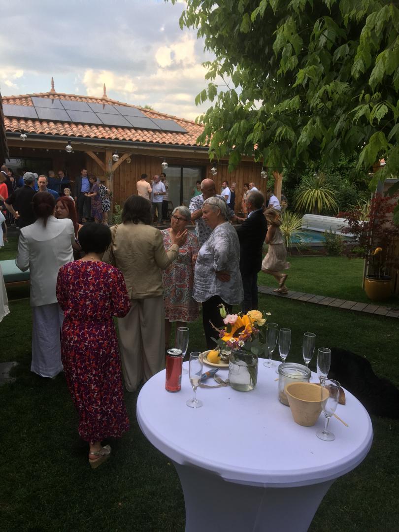 Samedi 03 juin 2023, la 2ème équipe du groupe SAMOVAR SWING TRIO était à Audenge (33), pour l'animation d'un cocktail de mariage  !