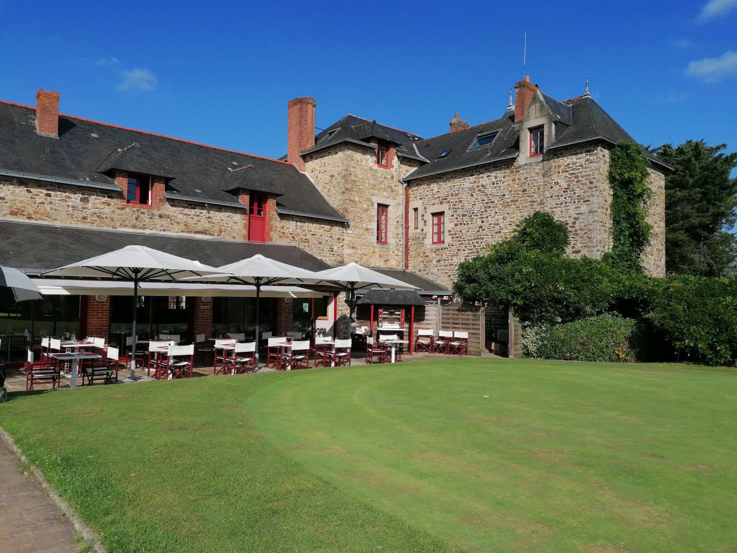 Jeudi 17 août 2023, le groupe LADY SWING DUO était au Club House du domaine de la Bretesche à Missillac (44) !